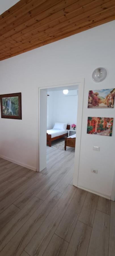 Villa Likaj Берат Екстериор снимка
