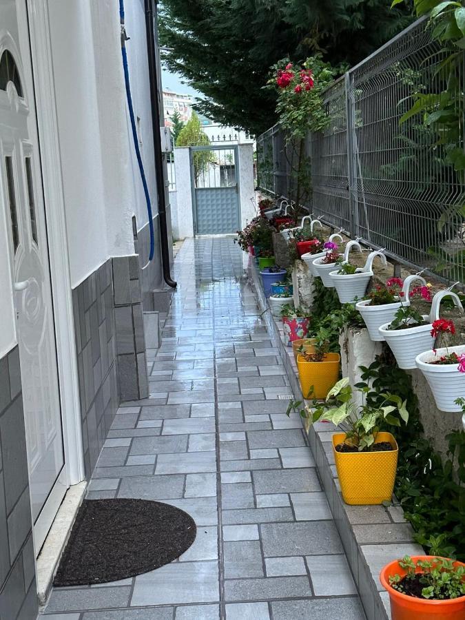 Villa Likaj Берат Екстериор снимка